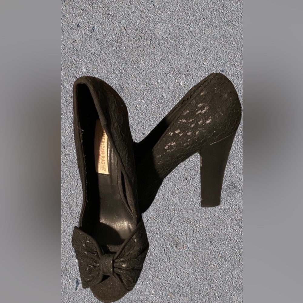 BOHO Chunky Lace Platform heels 7.5
